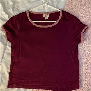 Cropped style tee